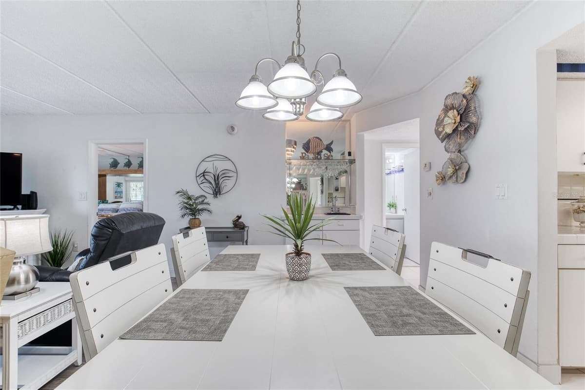 2290 OCEAN SHORE BOULEVARD — photo 22 of 56