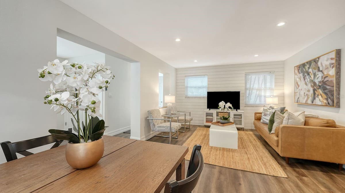 5610 AVENIDA DEL MARE — photo 4 of 13