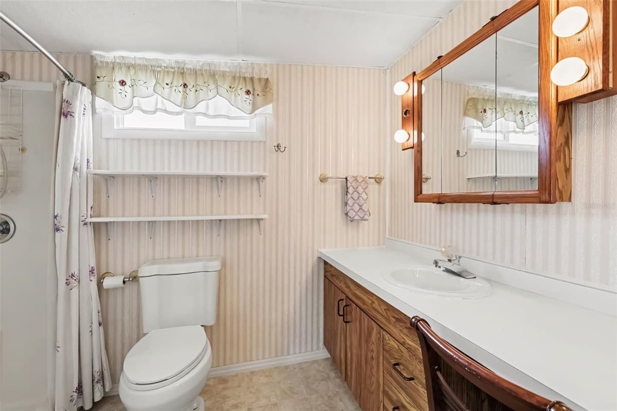 37249 HAMMOND DRIVE — photo 13 of 23