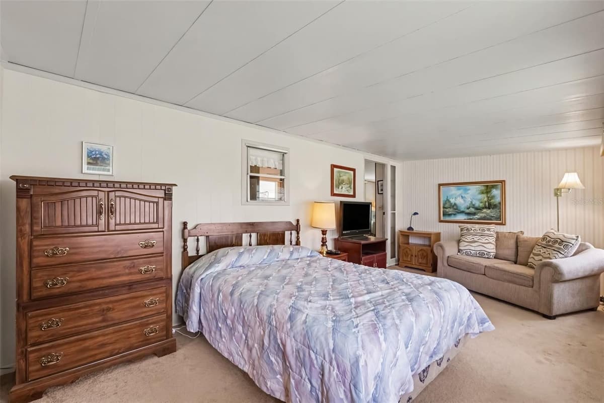 37249 HAMMOND DRIVE — photo 12 of 23
