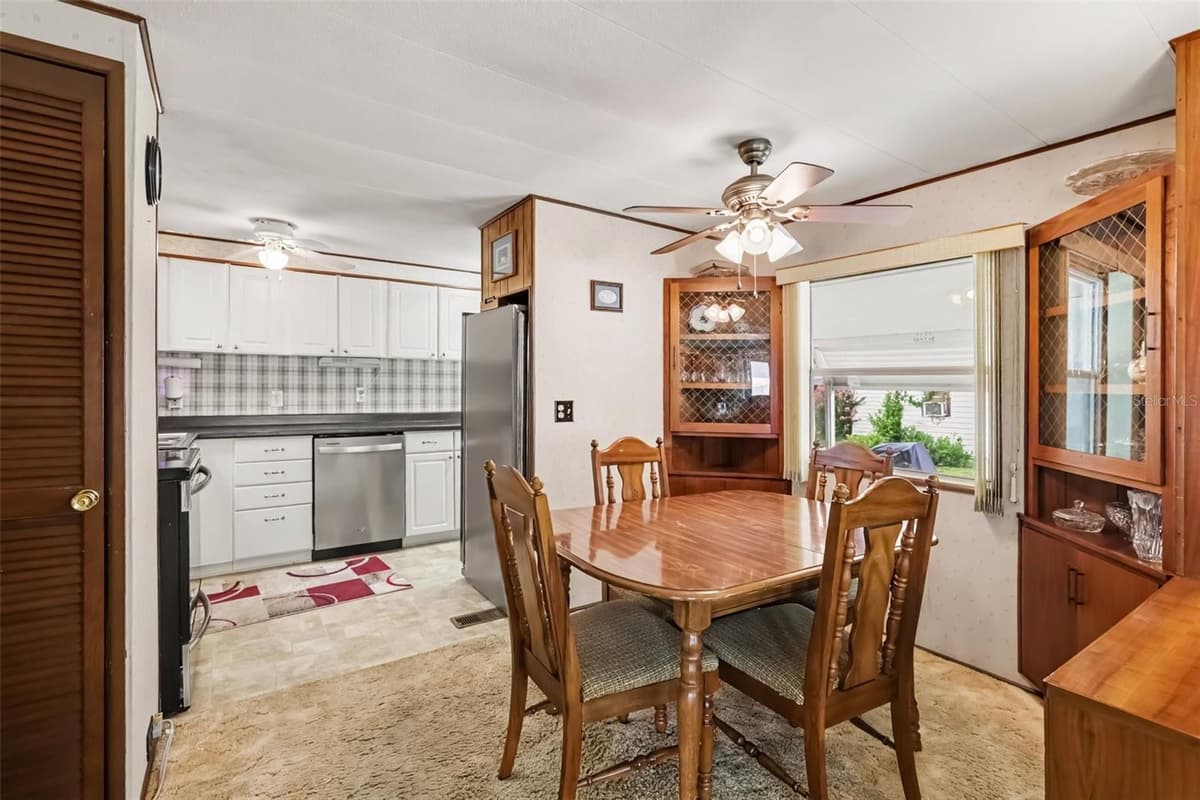 37249 HAMMOND DRIVE — photo 6 of 23