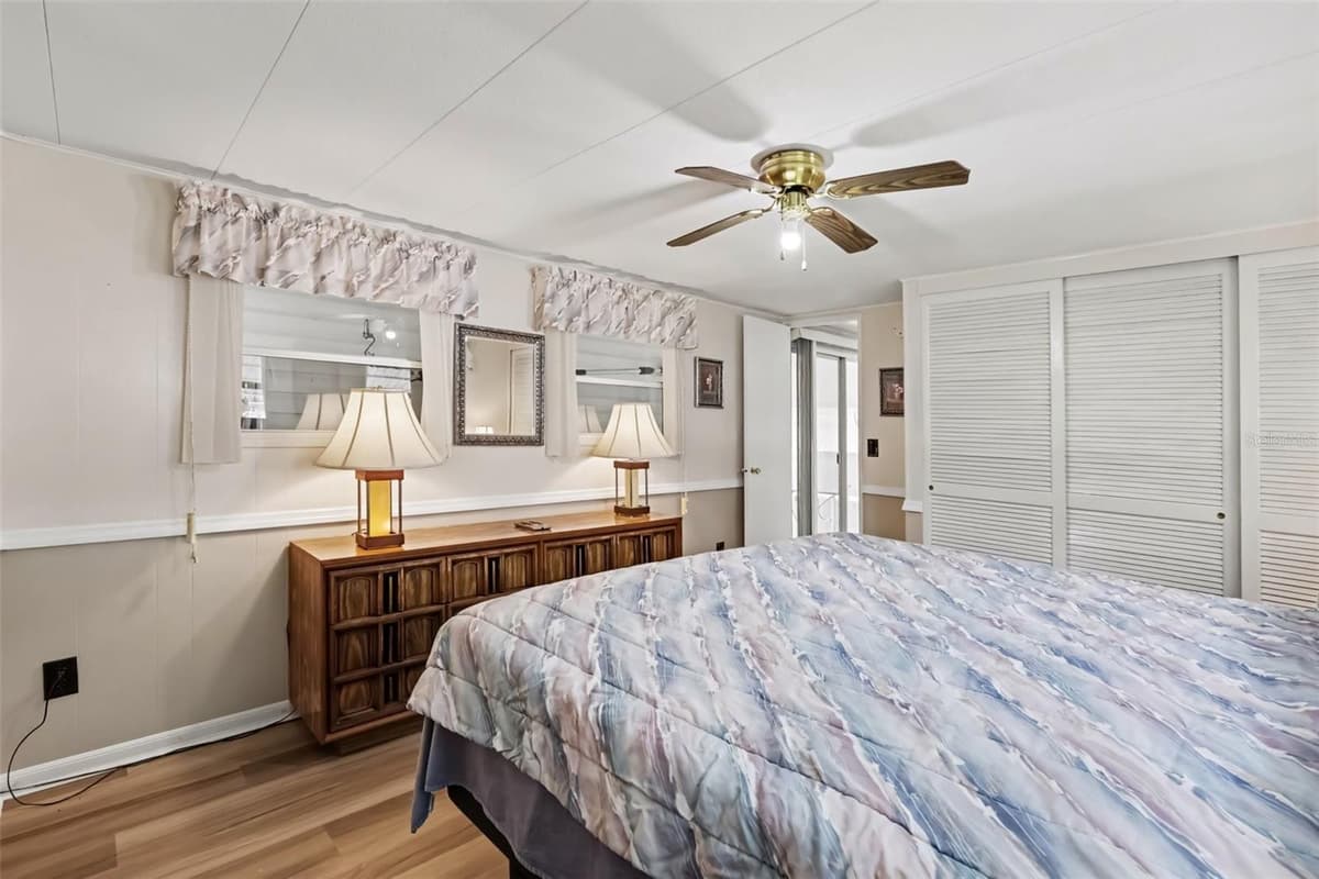 37249 HAMMOND DRIVE — photo 14 of 23