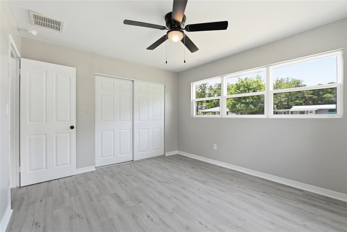 7100 13TH STREET — photo 17 of 33