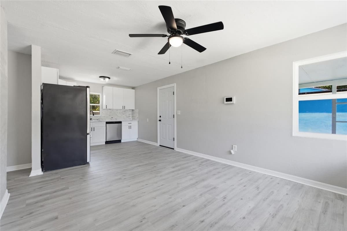 7100 13TH STREET — photo 6 of 33