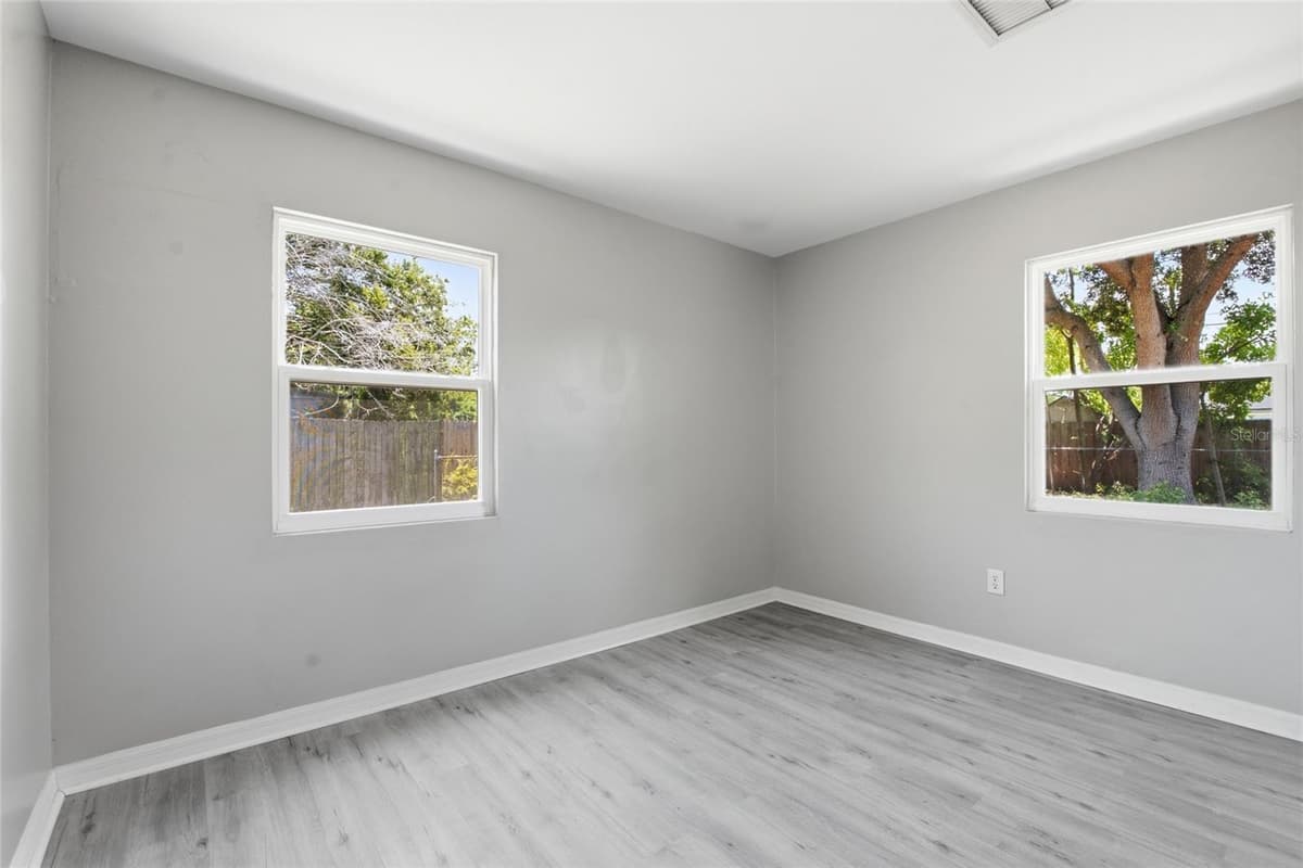 7100 13TH STREET — photo 18 of 33