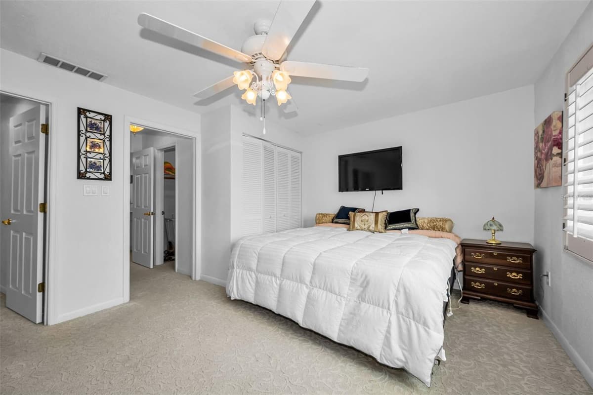 433 PAULA DRIVE — photo 46 of 70