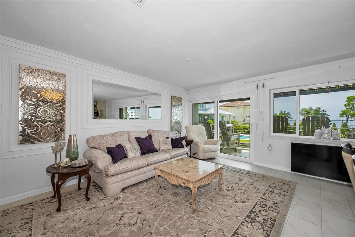433 PAULA DRIVE — photo 11 of 70