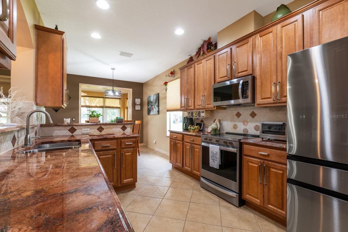 5615 CELEBRATION WAY — photo 10 of 43