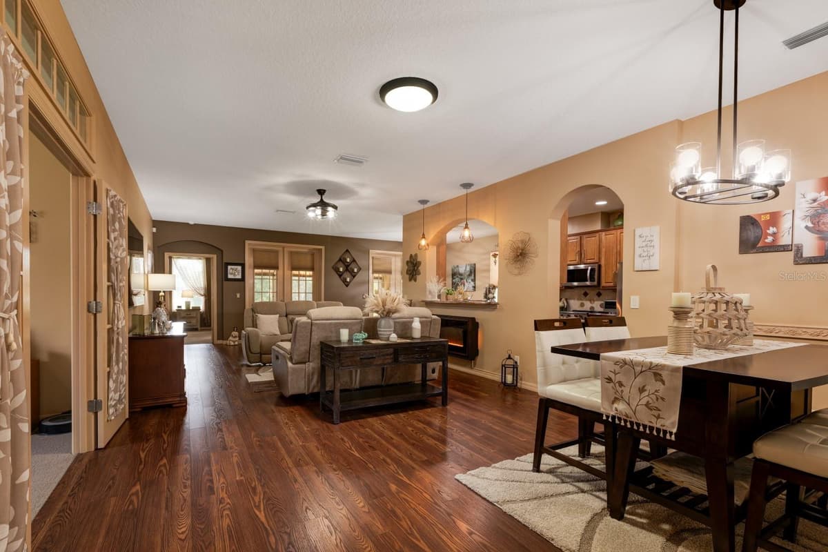 5615 CELEBRATION WAY — photo 7 of 43