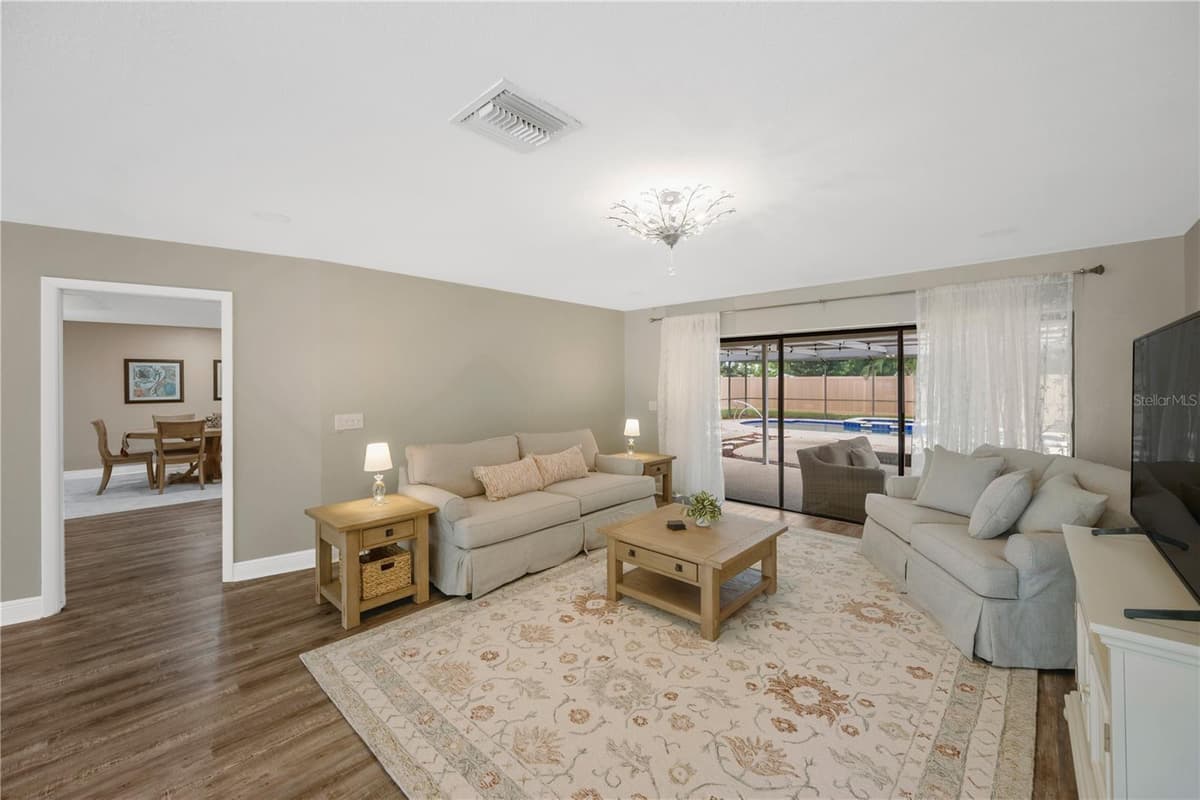 2767 WESTCHESTER DRIVE — photo 10 of 57