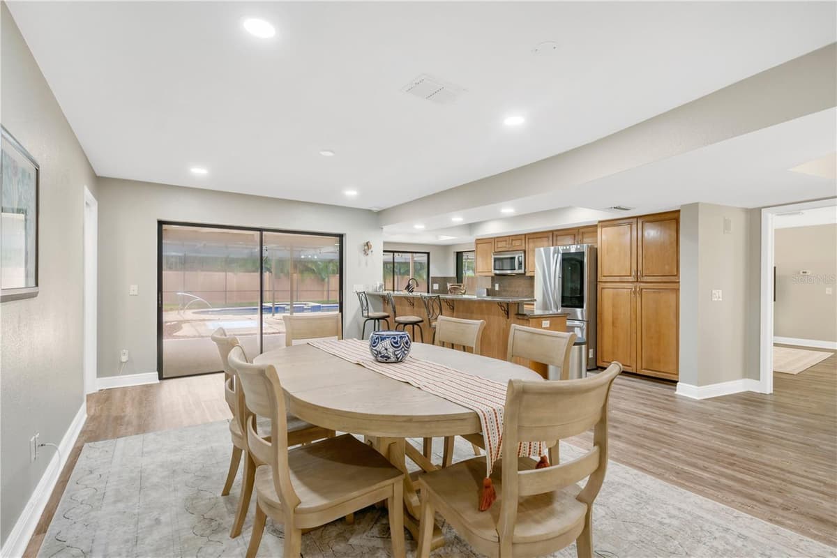 2767 WESTCHESTER DRIVE — photo 16 of 57