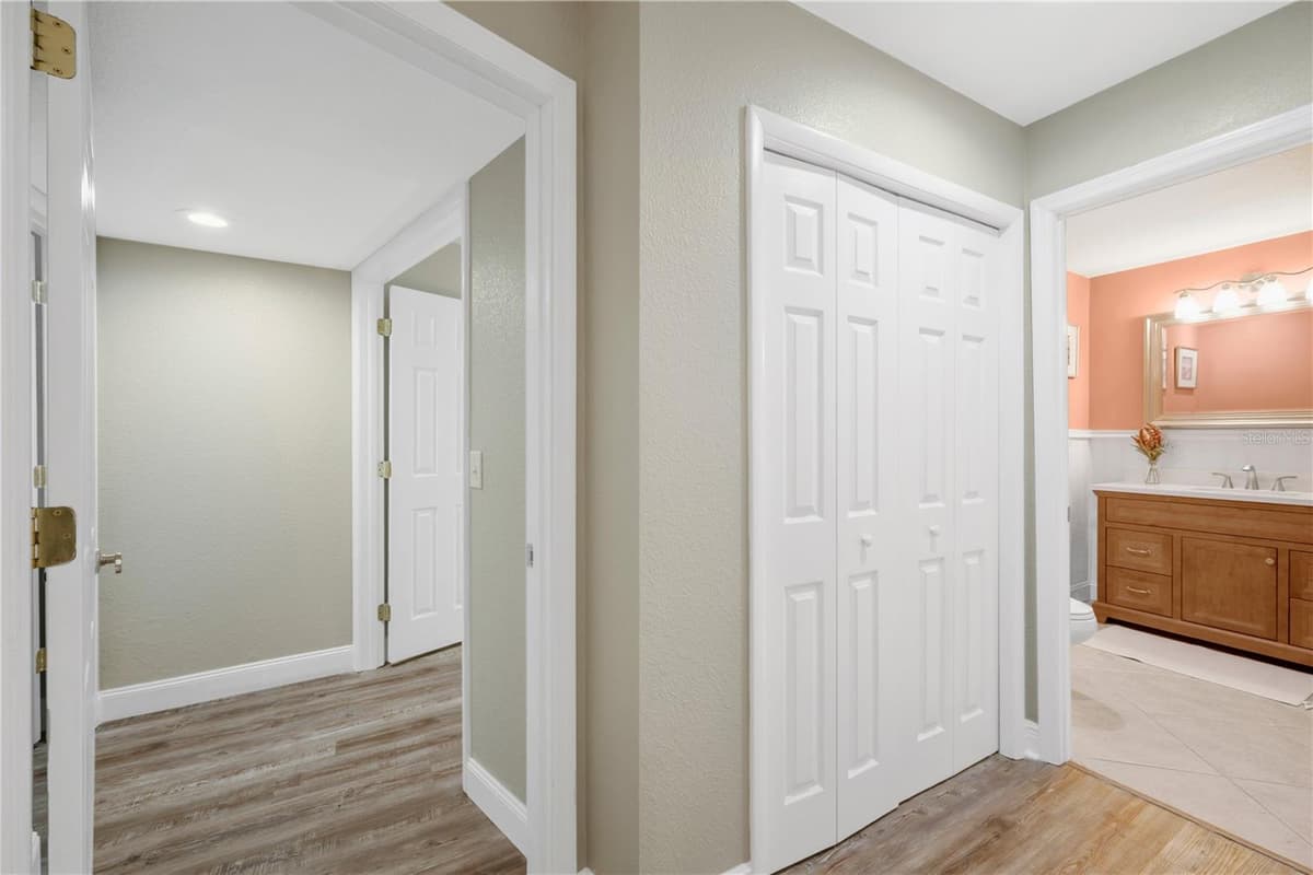 2767 WESTCHESTER DRIVE — photo 32 of 57