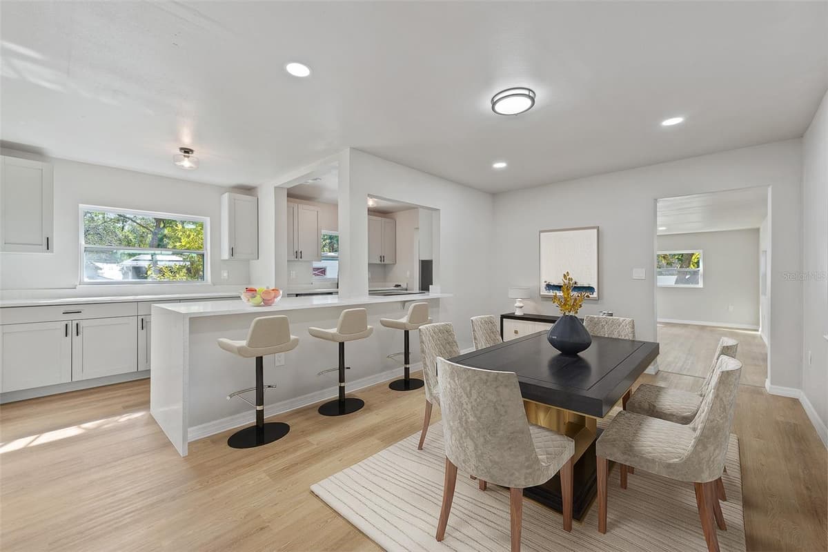 2800 ANDERSON STREET — photo 8 of 17