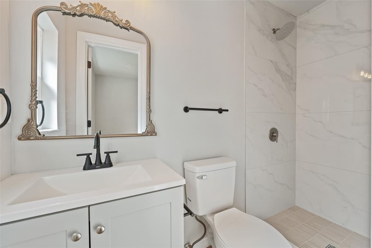 2800 ANDERSON STREET — photo 11 of 17