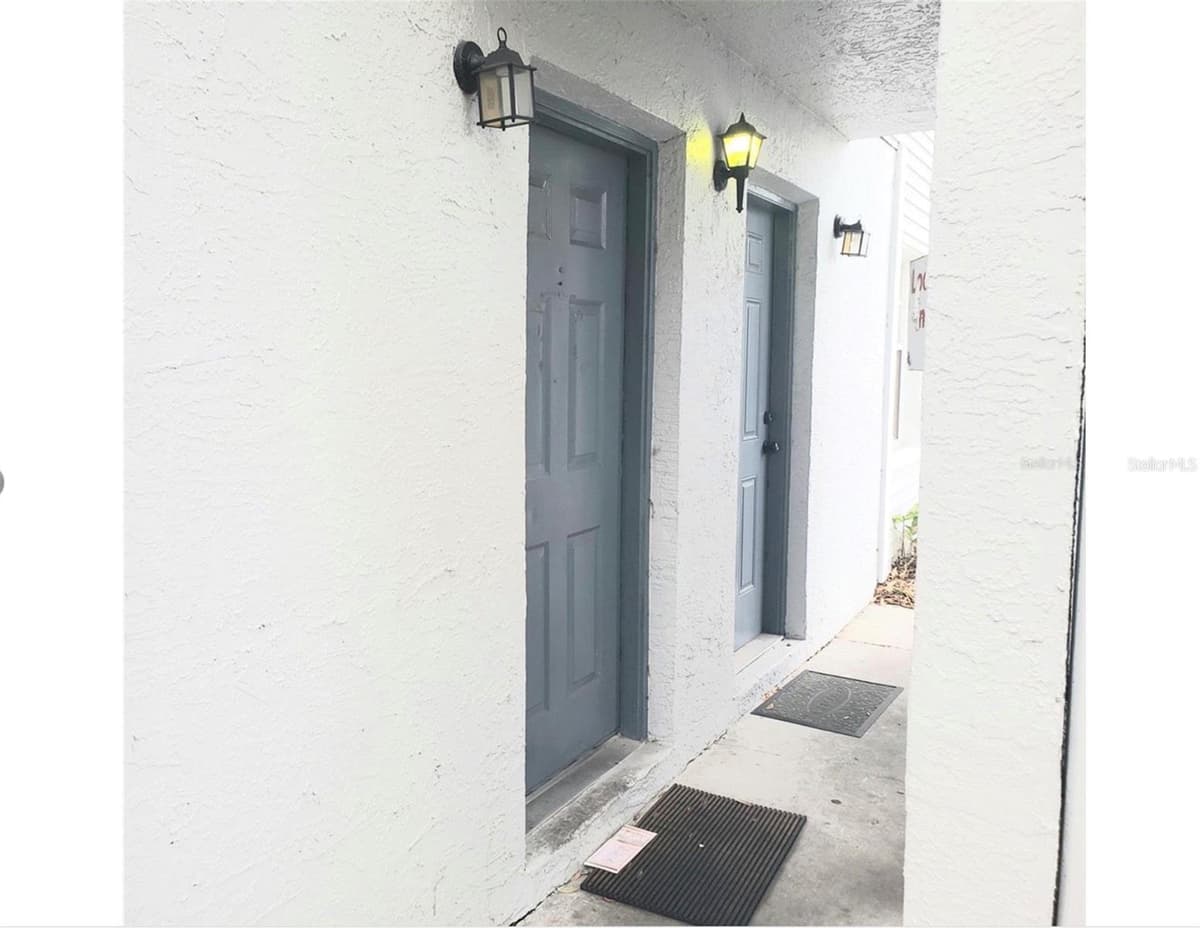 7100 WATERSIDE DRIVE — photo 2 of 13