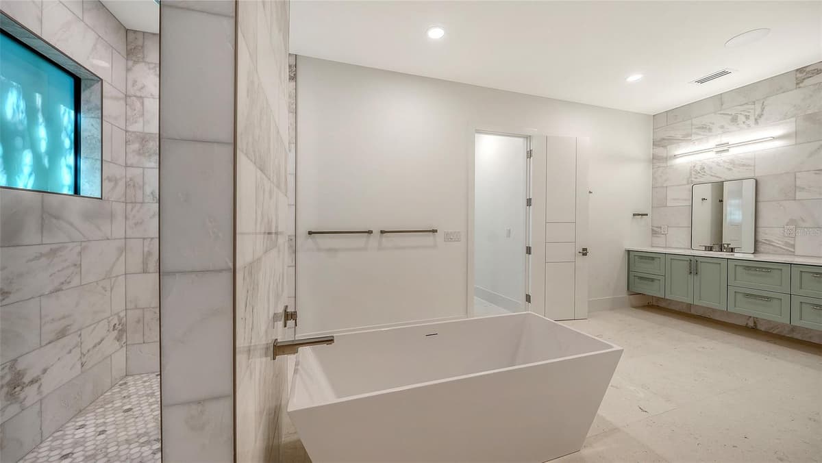 1516 RIDGEWOOD LANE — photo 38 of 91