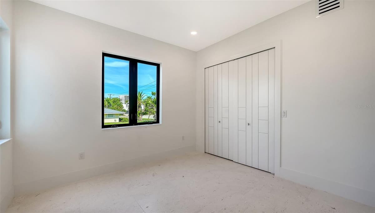 1516 RIDGEWOOD LANE — photo 41 of 91