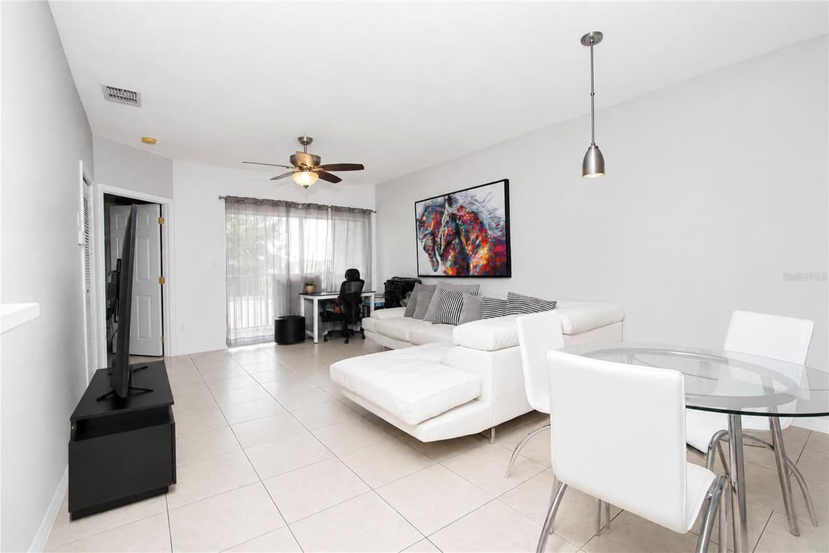 508 VILLA DEL SOL CIRCLE — photo 5 of 16