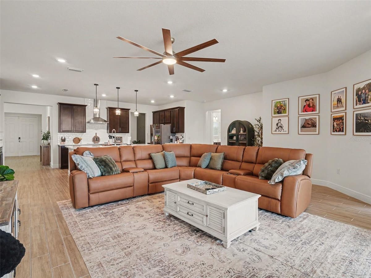 7474 SEA MANATEE STREET — photo 10 of 33