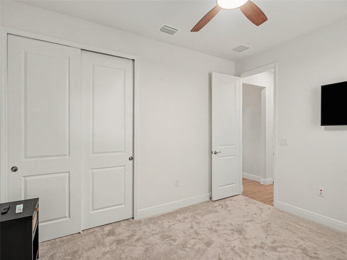 7474 SEA MANATEE STREET — photo 24 of 33