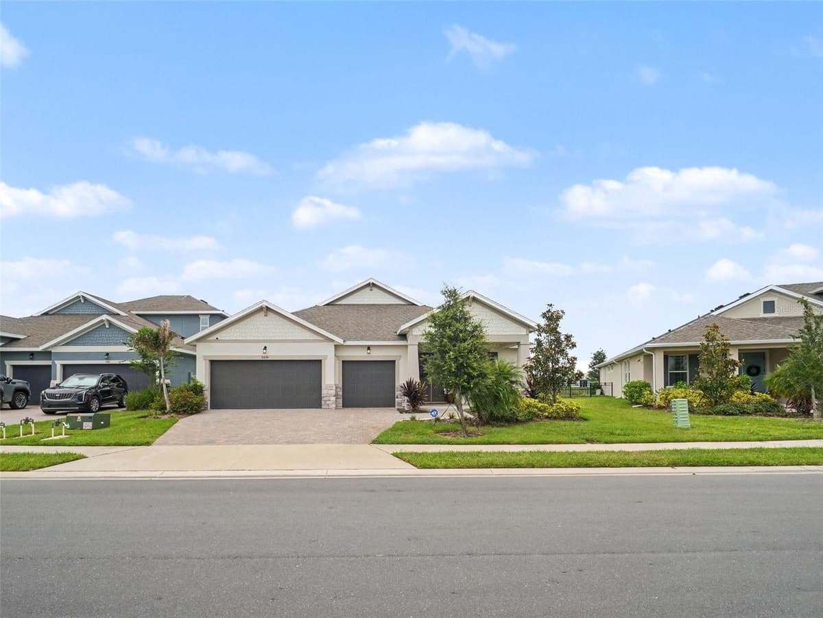 7474 SEA MANATEE STREET — photo 1 of 33