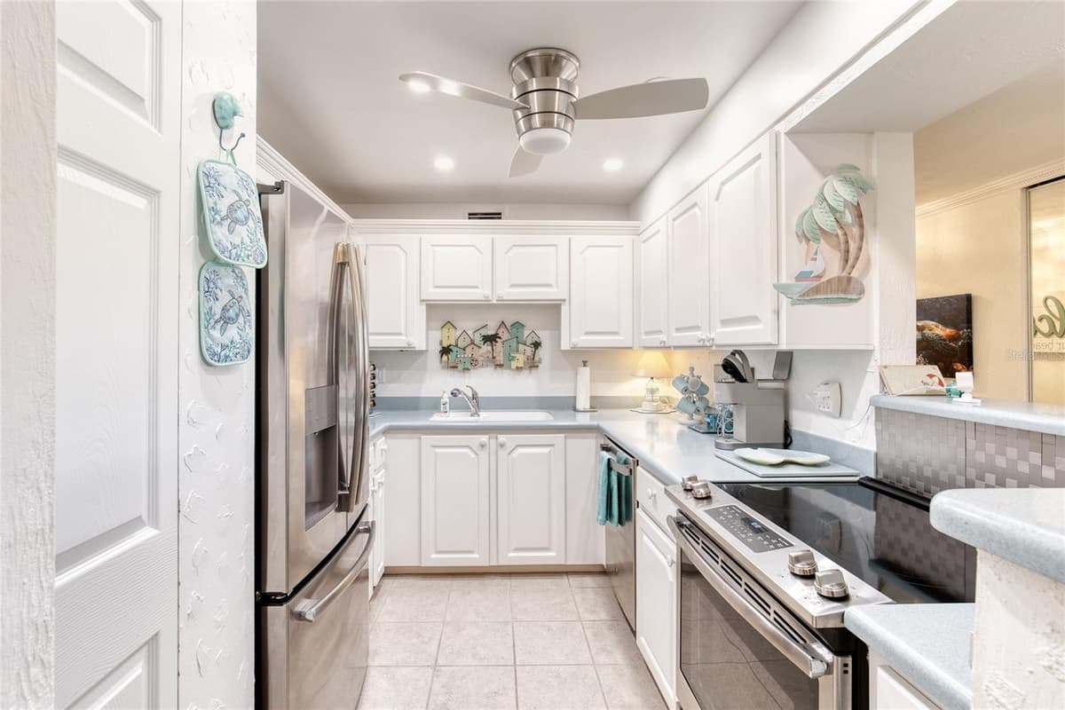 1415 OCEAN SHORE BOULEVARD — photo 13 of 66