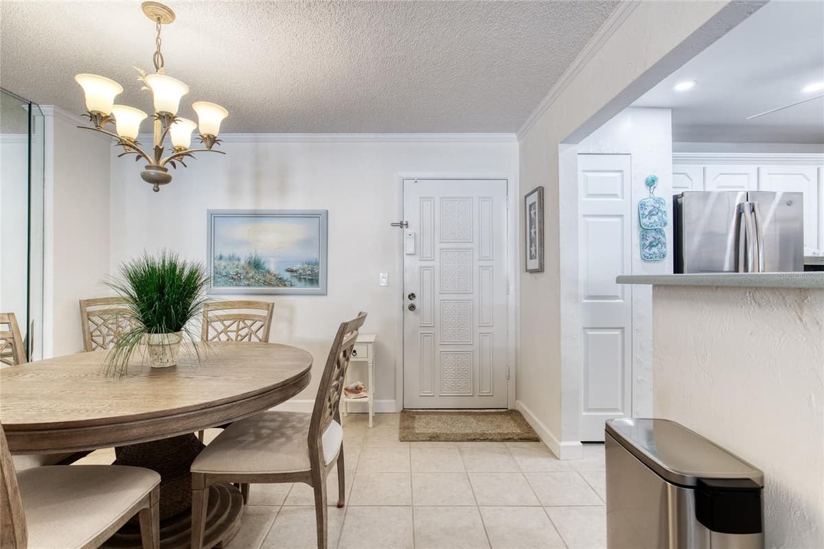 1415 OCEAN SHORE BOULEVARD — photo 11 of 66