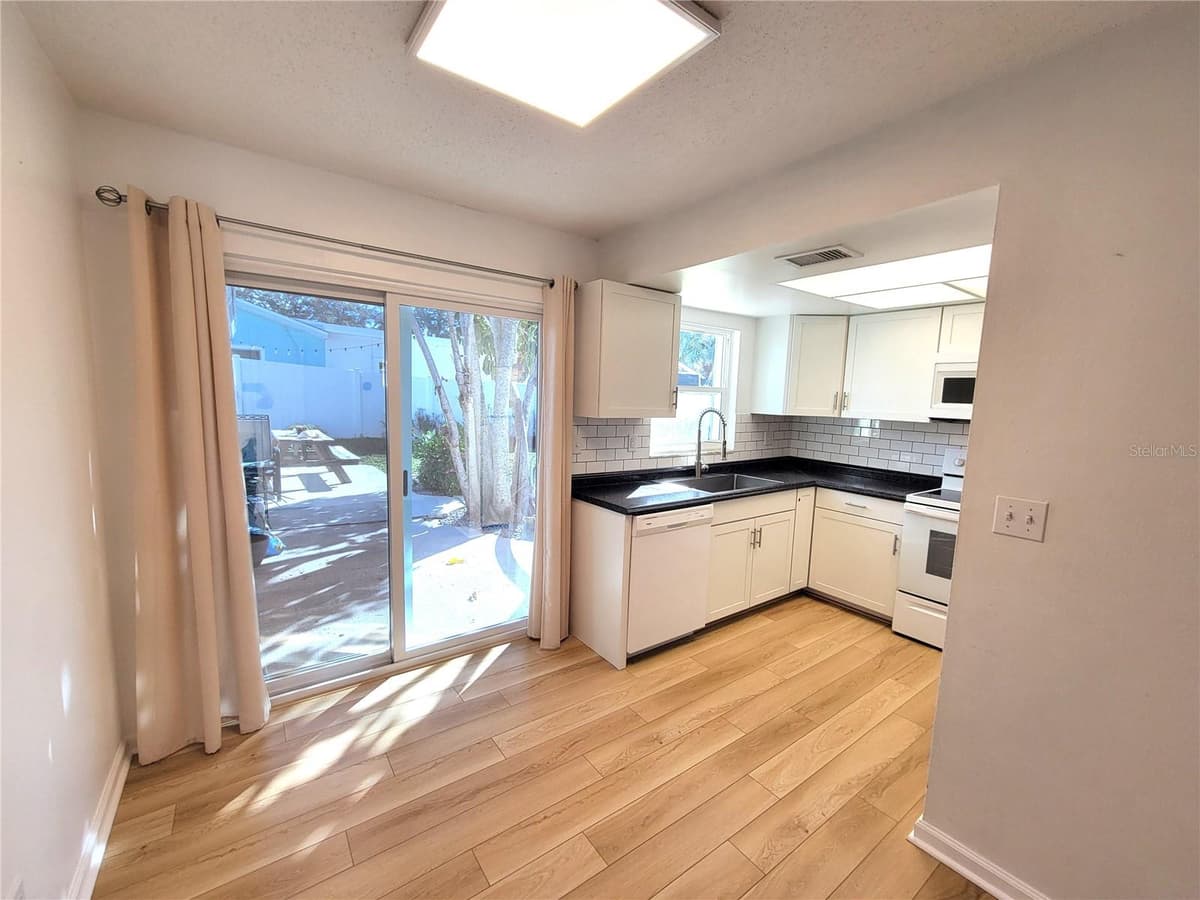 14196 JEFF ROAD — photo 48 of 76