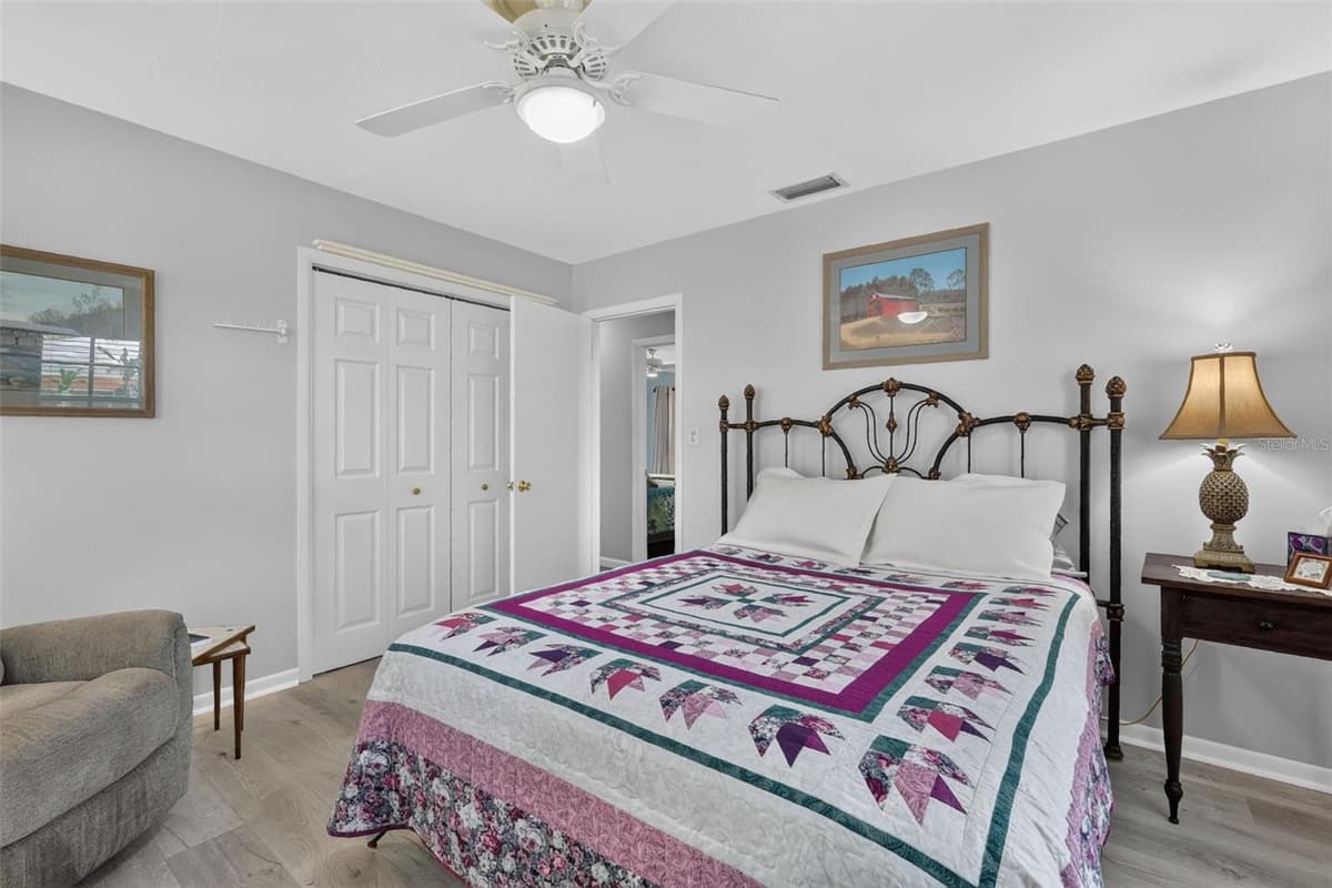 2115 SUZANNE DRIVE — photo 20 of 47