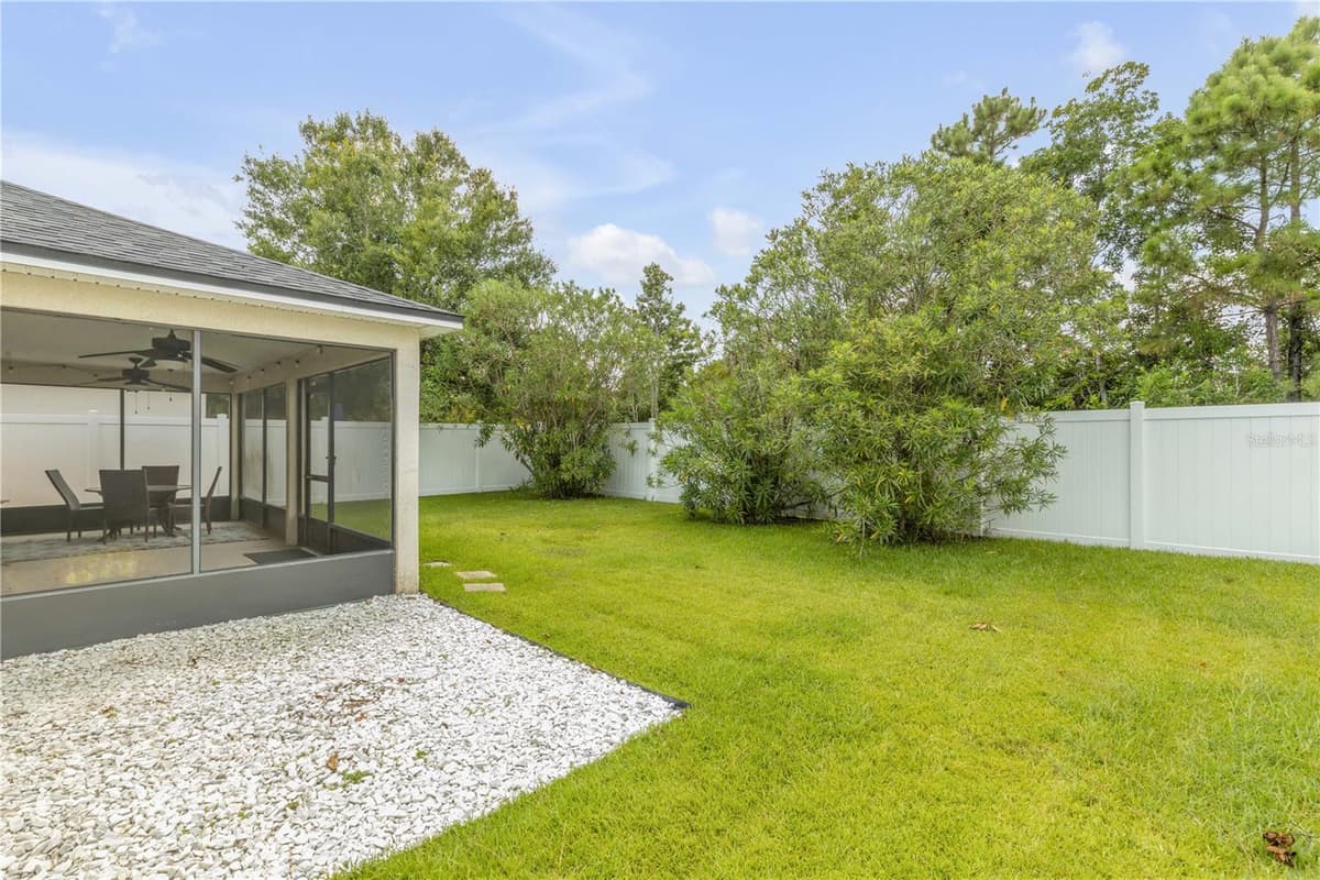 550 AEOLIAN DRIVE — photo 42 of 59
