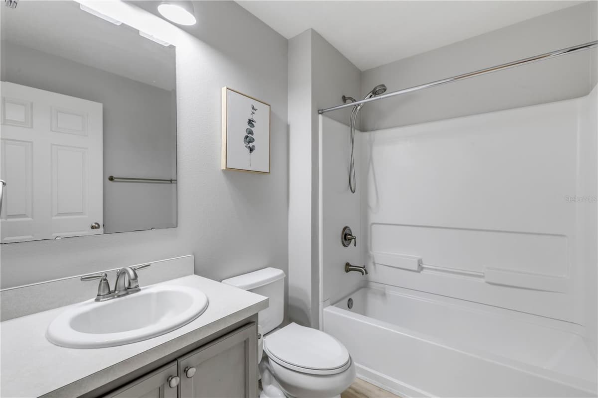 550 AEOLIAN DRIVE — photo 34 of 59