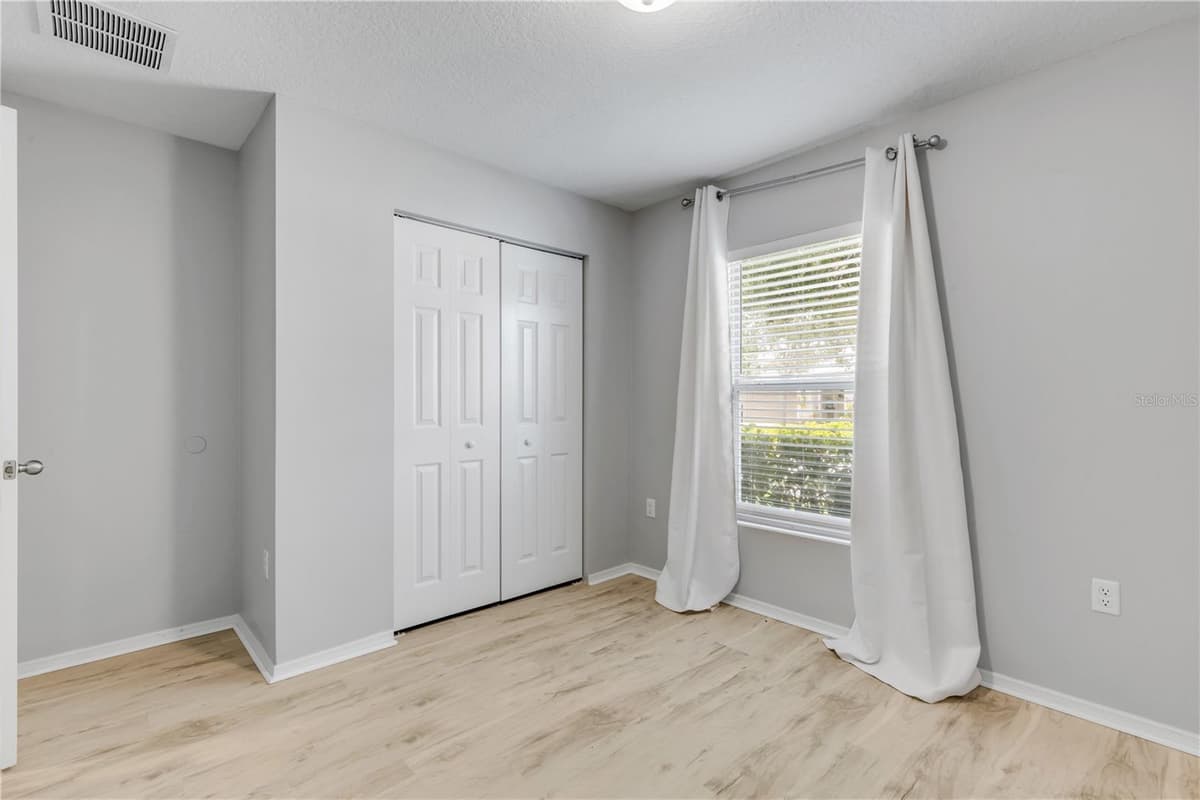 550 AEOLIAN DRIVE — photo 32 of 59