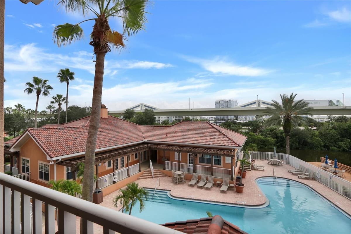 5000 CULBREATH KEY WAY — photo 42 of 73
