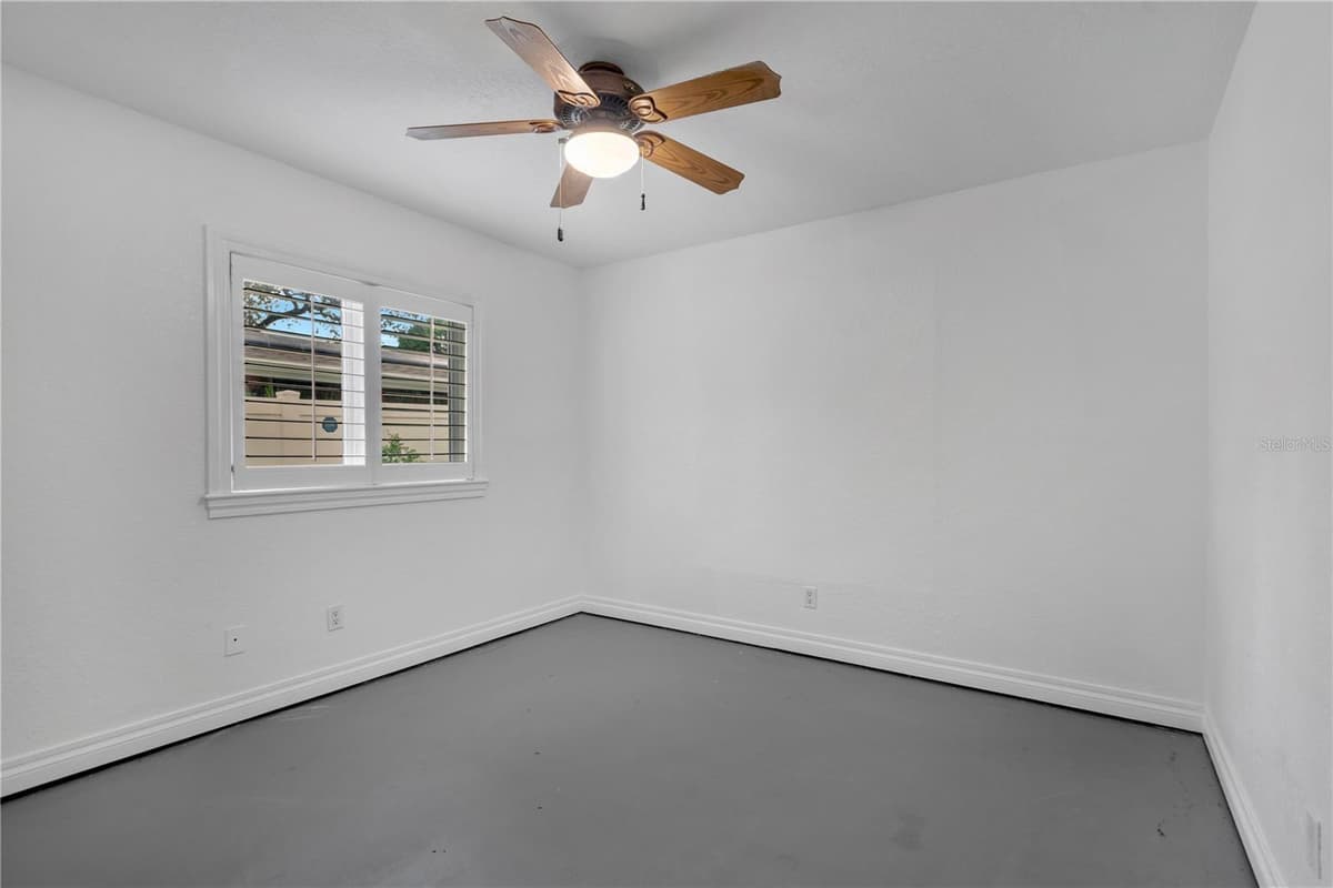 6663 DATE PALM AVENUE — photo 12 of 34
