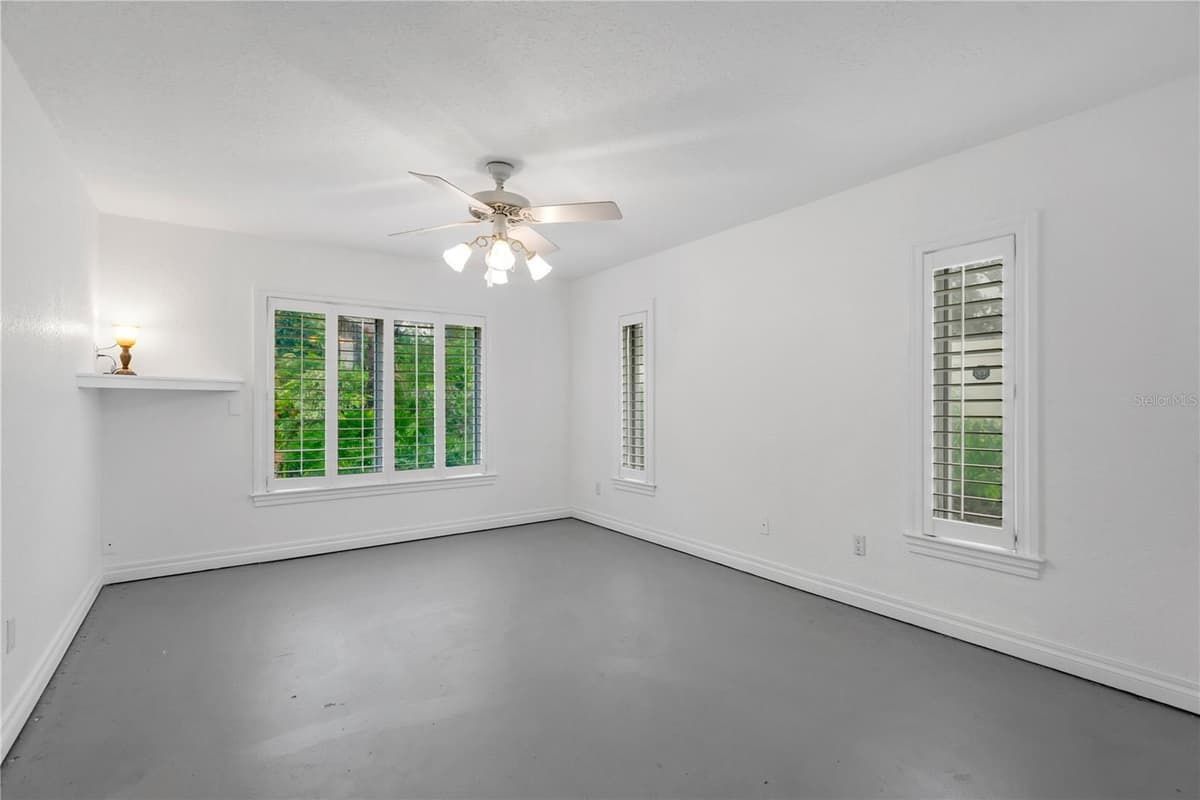 6663 DATE PALM AVENUE — photo 7 of 34