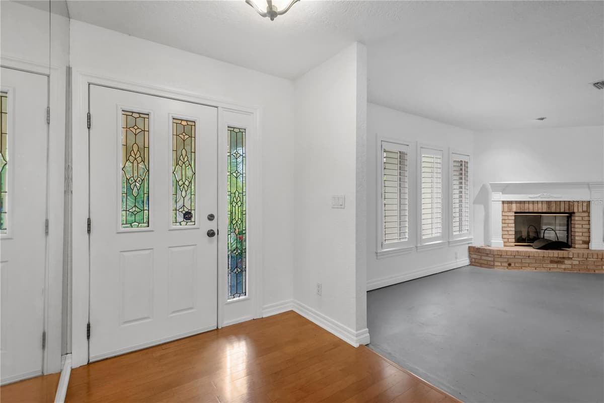 6663 DATE PALM AVENUE — photo 4 of 34