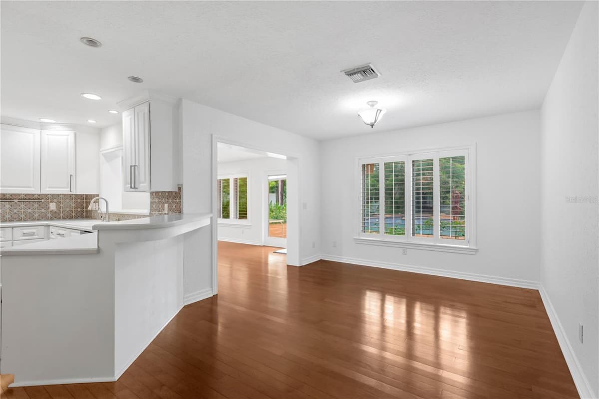 6663 DATE PALM AVENUE — photo 16 of 34