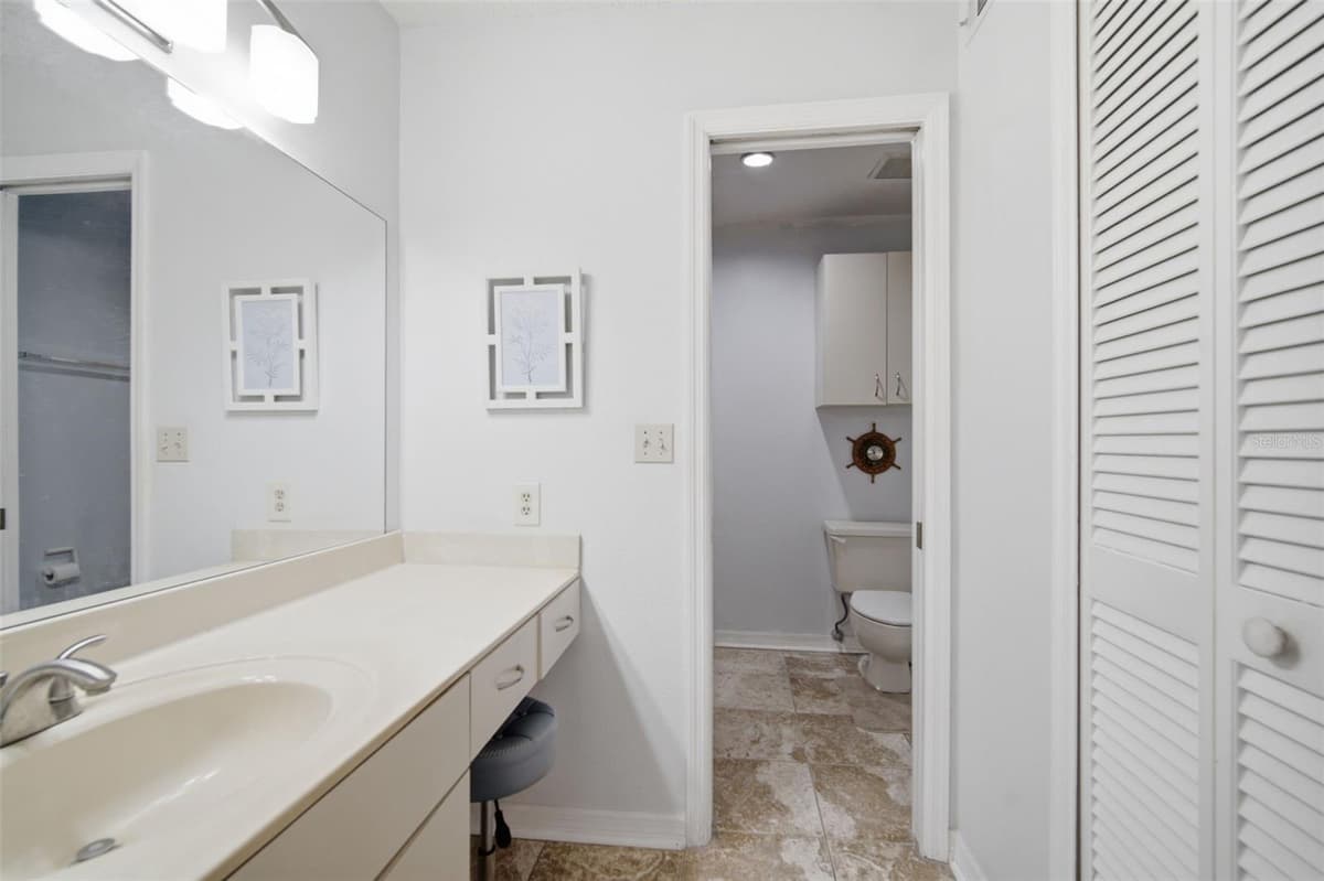 8350 SAVANNAH TRACE CIRCLE — photo 28 of 49