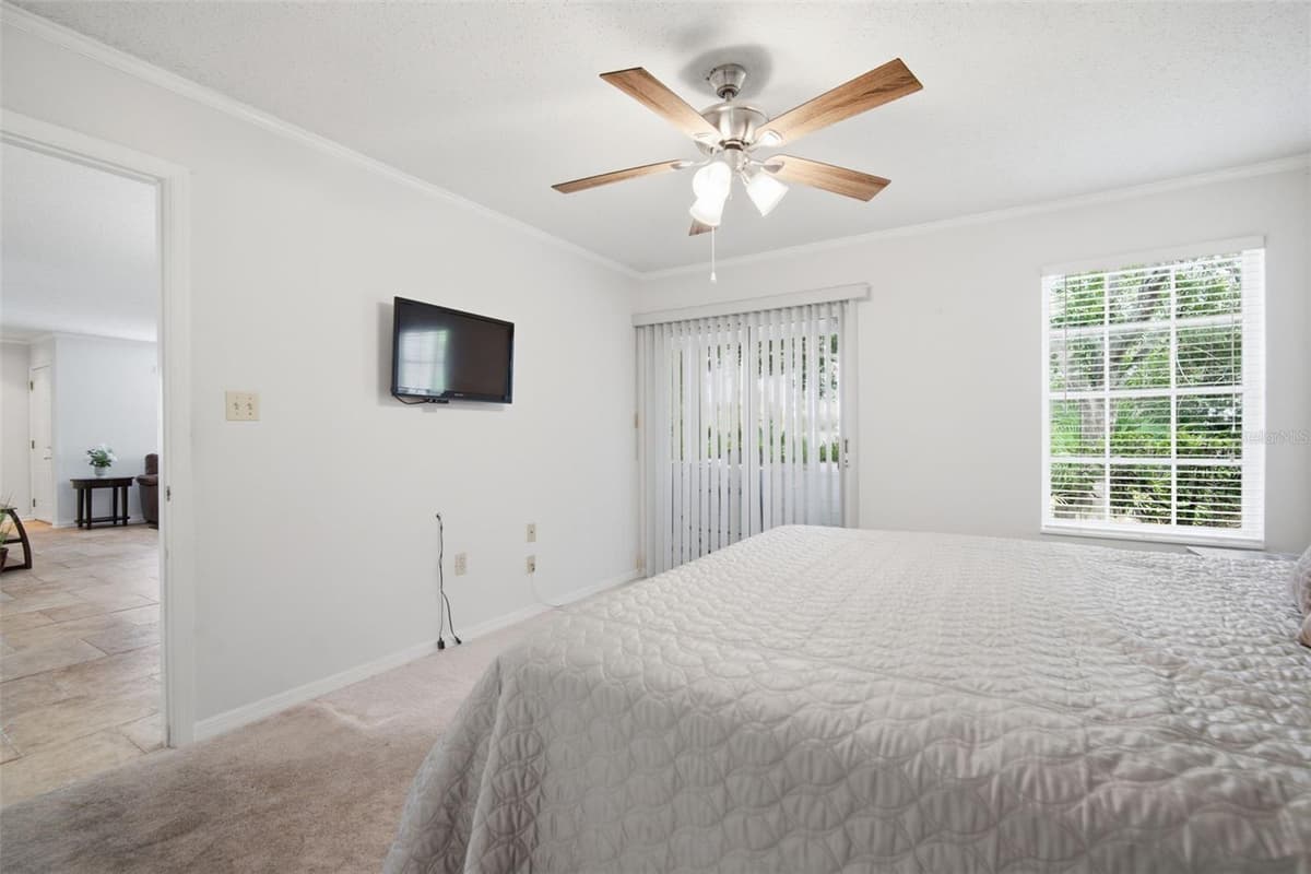 8350 SAVANNAH TRACE CIRCLE — photo 26 of 49