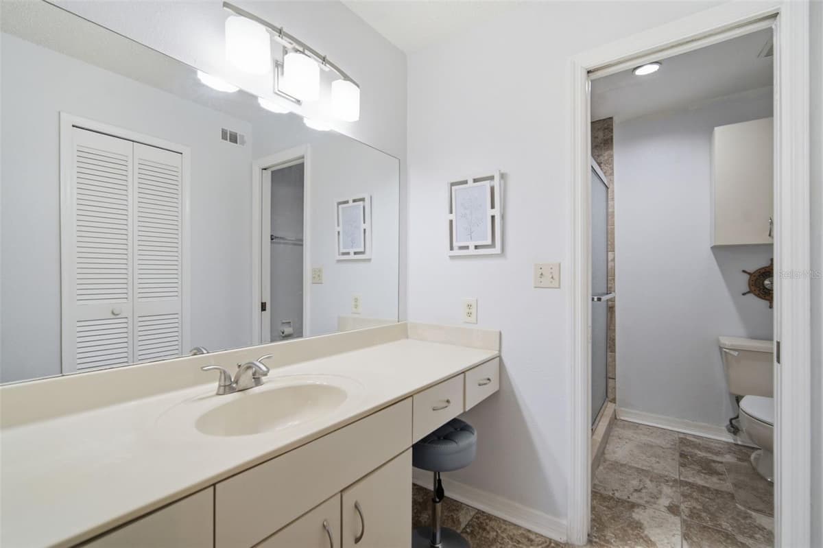 8350 SAVANNAH TRACE CIRCLE — photo 27 of 49