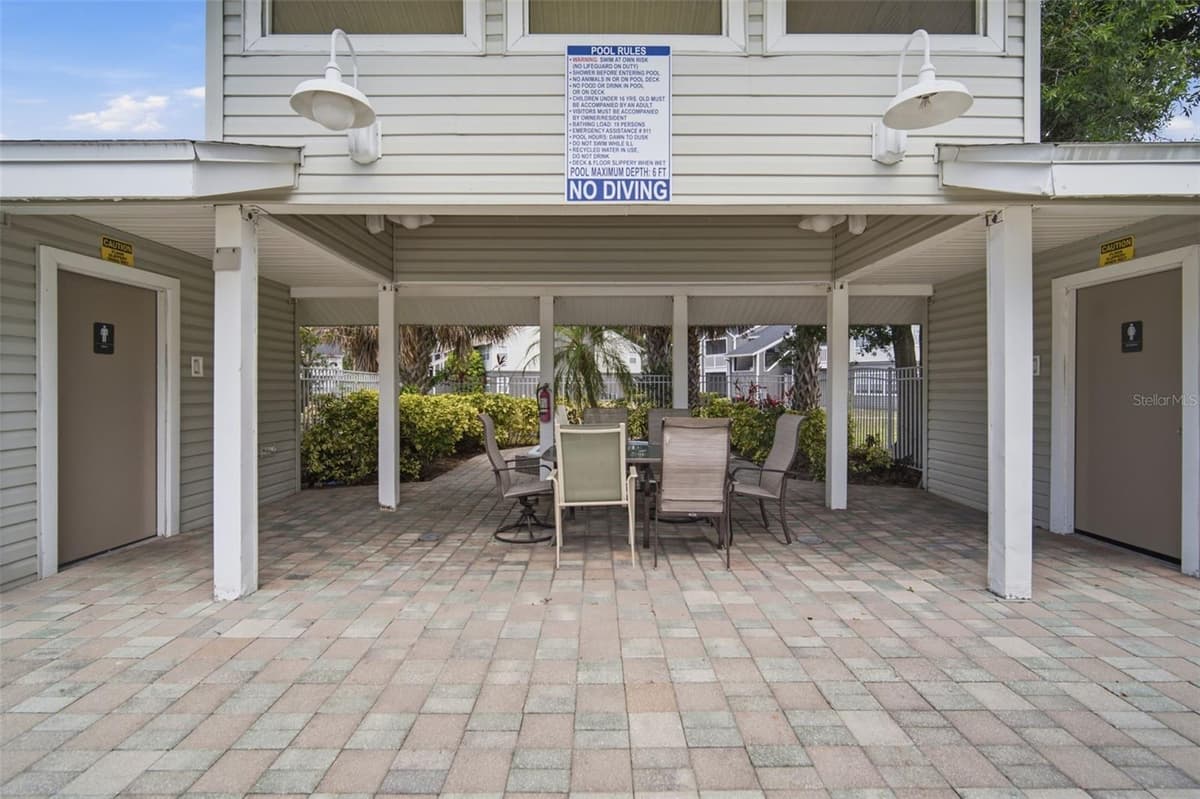 8350 SAVANNAH TRACE CIRCLE — photo 41 of 49