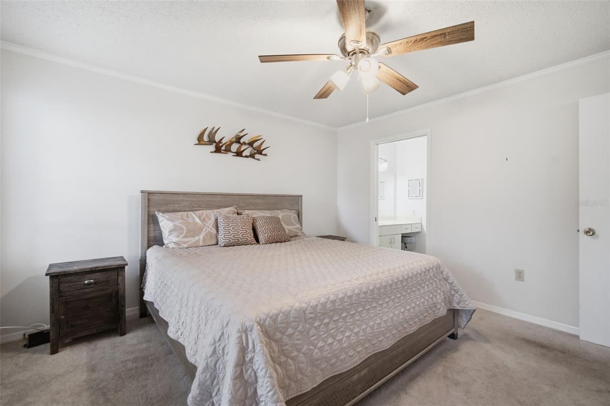8350 SAVANNAH TRACE CIRCLE — photo 24 of 49