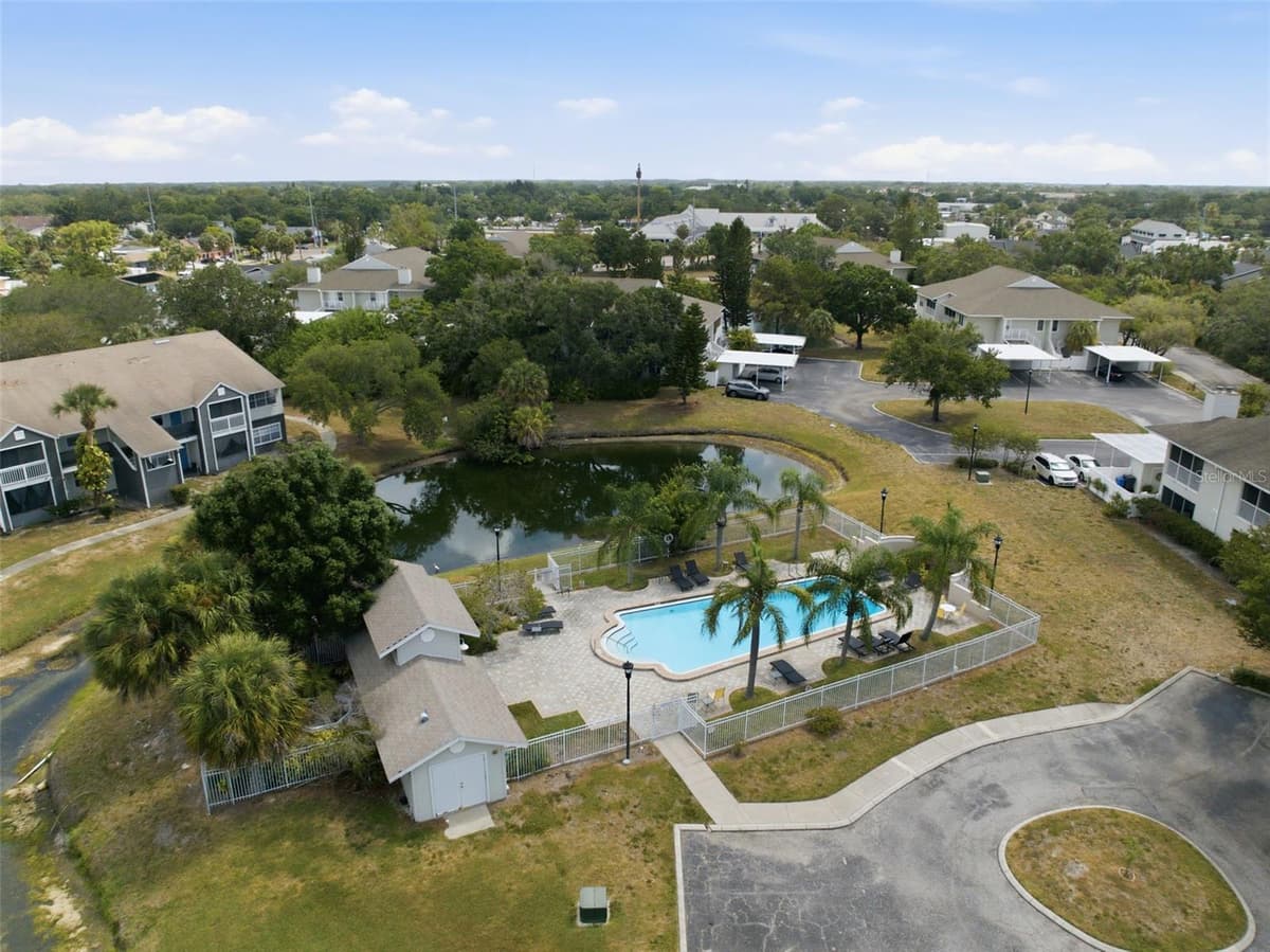 8350 SAVANNAH TRACE CIRCLE — photo 46 of 49
