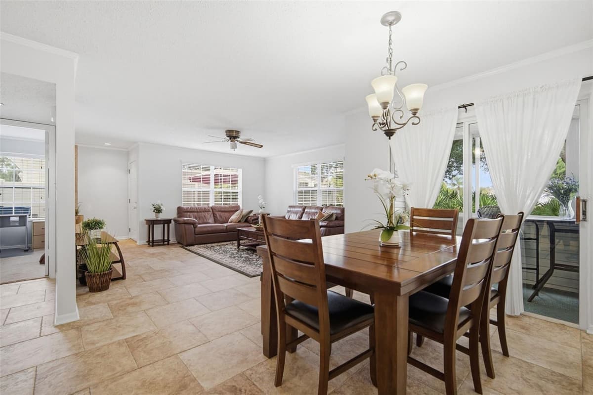 8350 SAVANNAH TRACE CIRCLE — photo 14 of 49