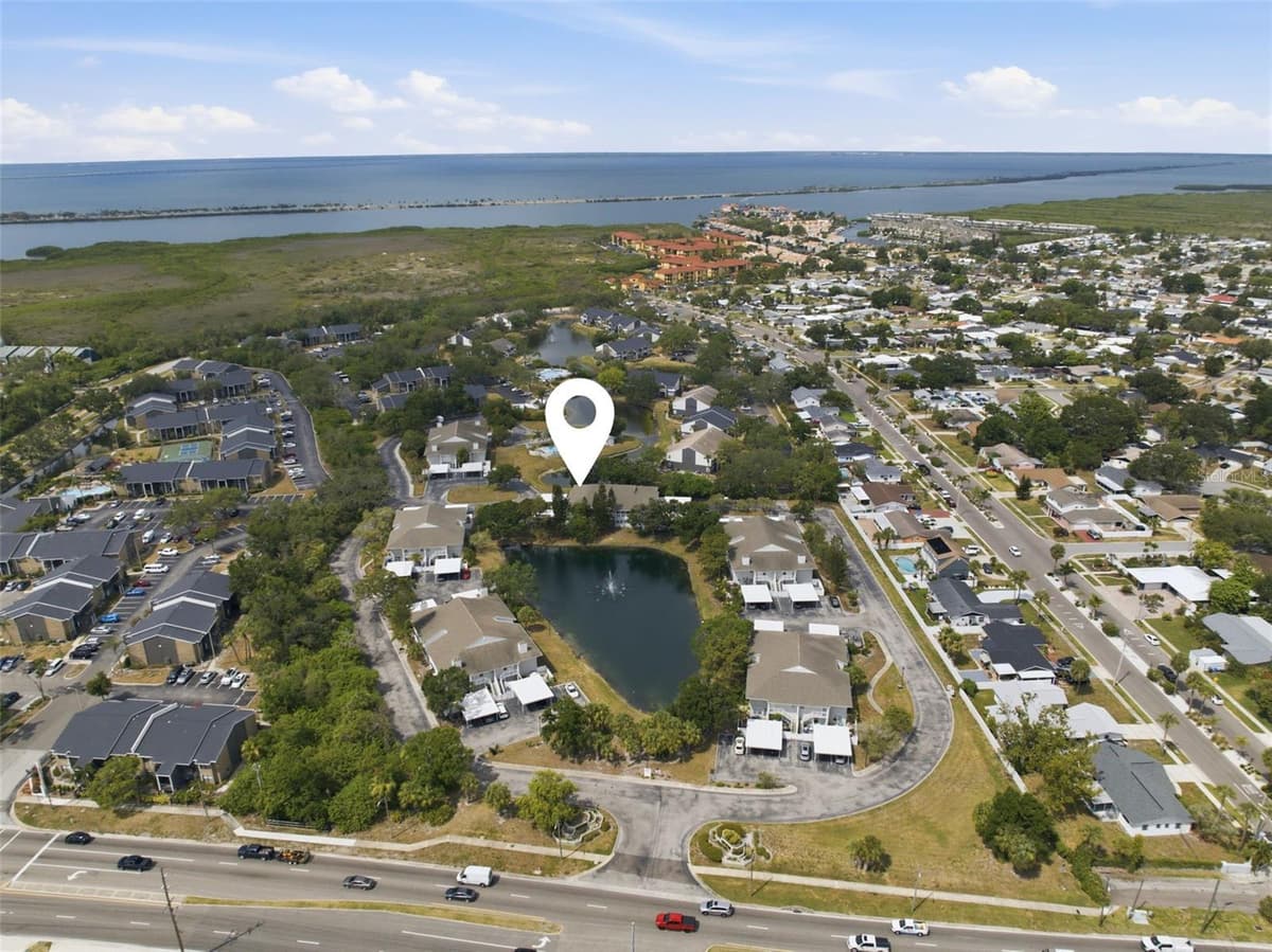 8350 SAVANNAH TRACE CIRCLE — photo 47 of 49