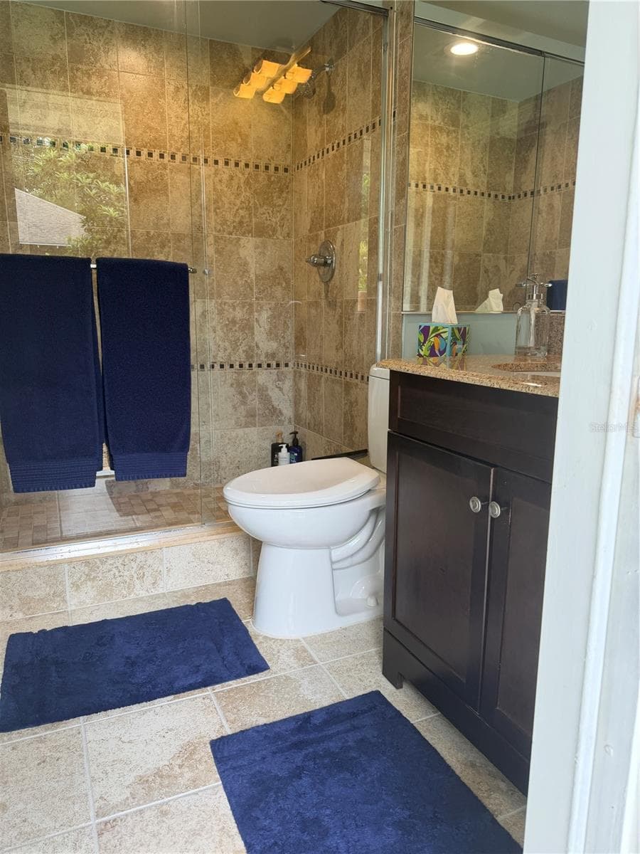 810 SWEETBRIAR ROAD — photo 18 of 28