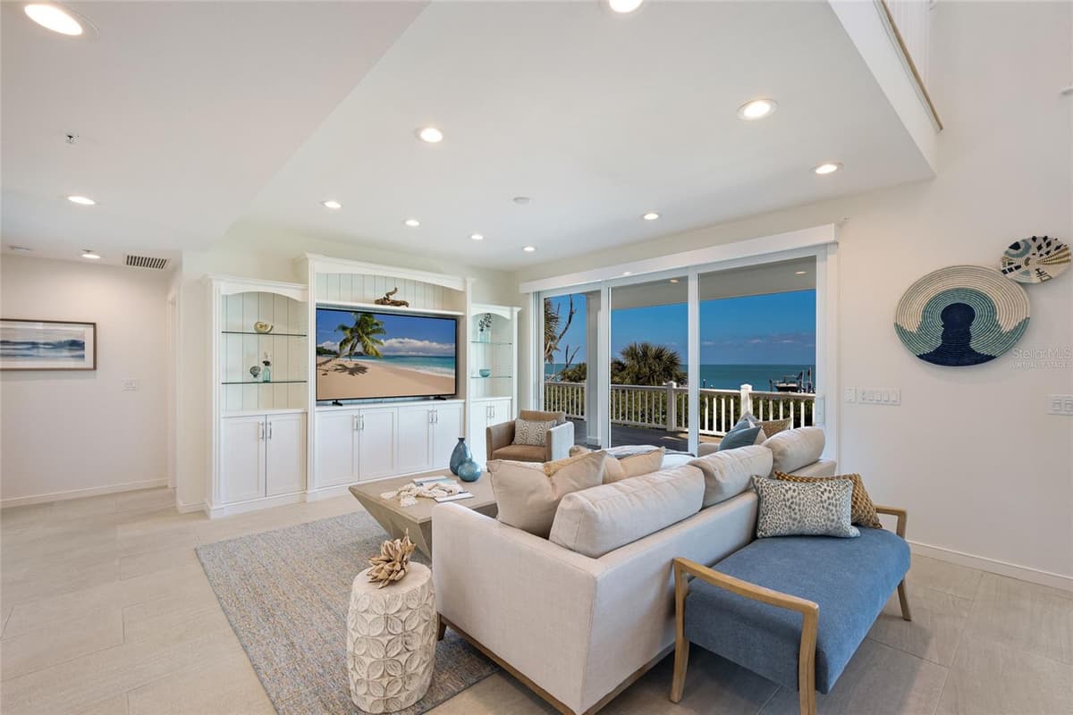 585 BUTTONWOOD BAY DRIVE — photo 6 of 70