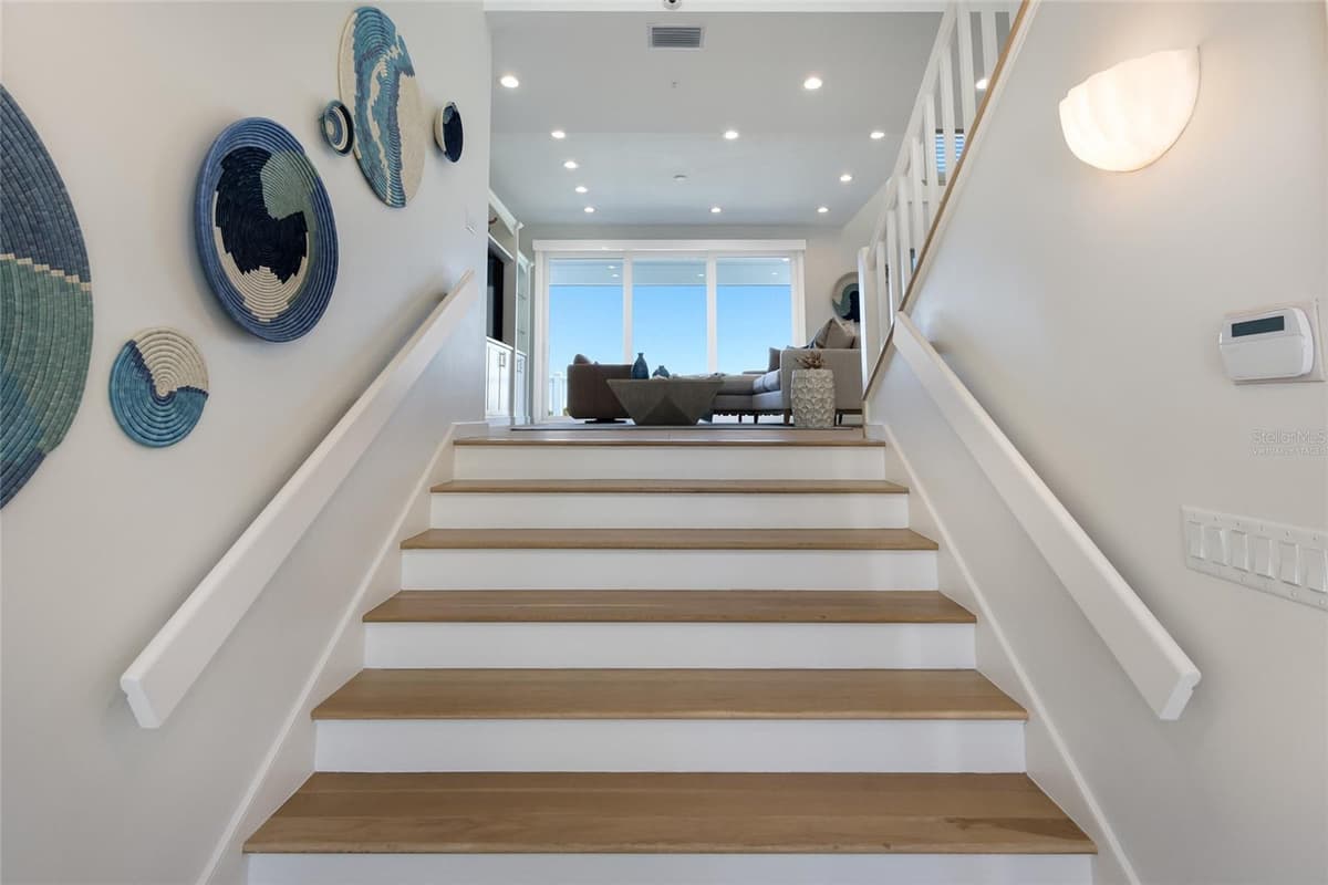 585 BUTTONWOOD BAY DRIVE — photo 3 of 70
