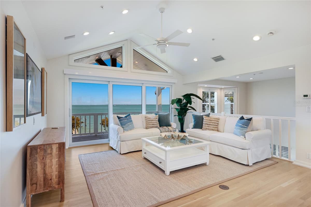 585 BUTTONWOOD BAY DRIVE — photo 25 of 70