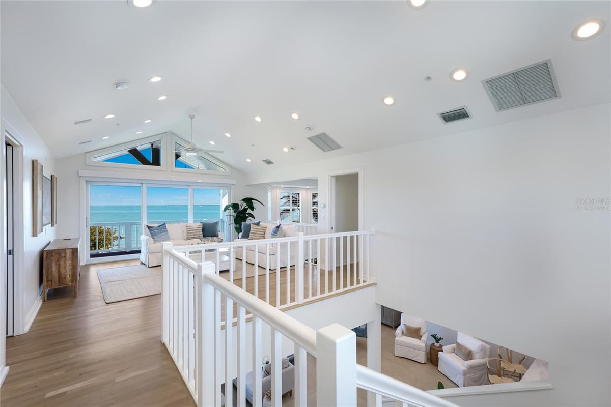 585 BUTTONWOOD BAY DRIVE — photo 24 of 70